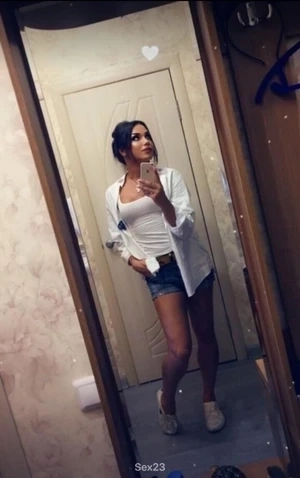 Алина с Сюрпризом, 26 лет