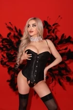 Ариана, 21 лет